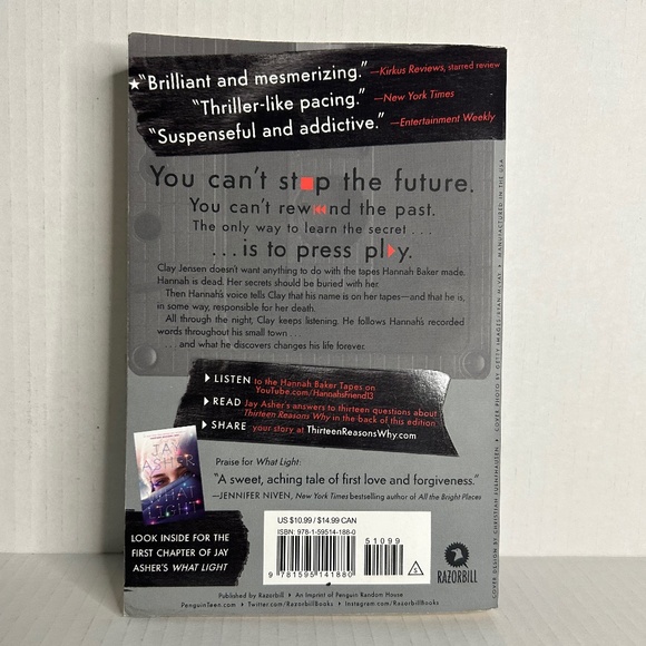 13 Reasons Why Book - Picture 2 of 3